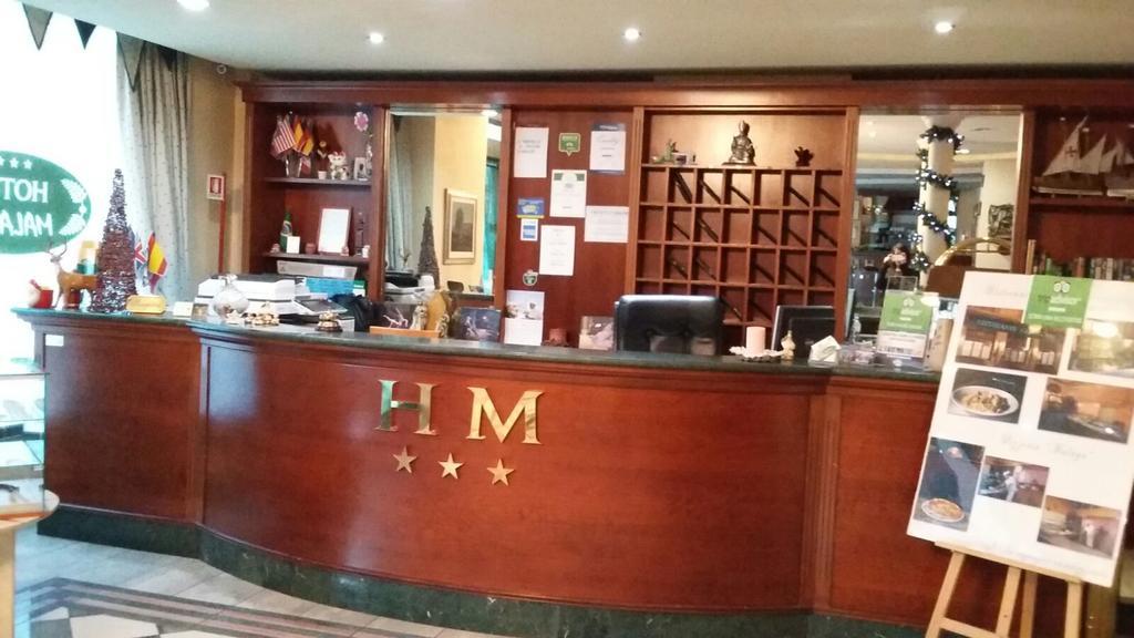 Hotel Malaga Авелино Екстериор снимка