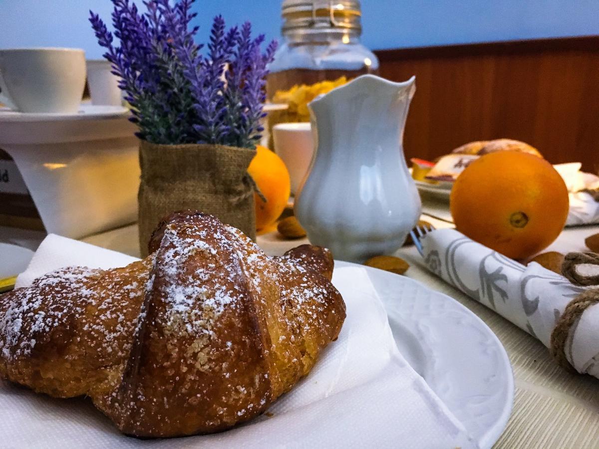 Hotel Malaga Авелино Екстериор снимка
