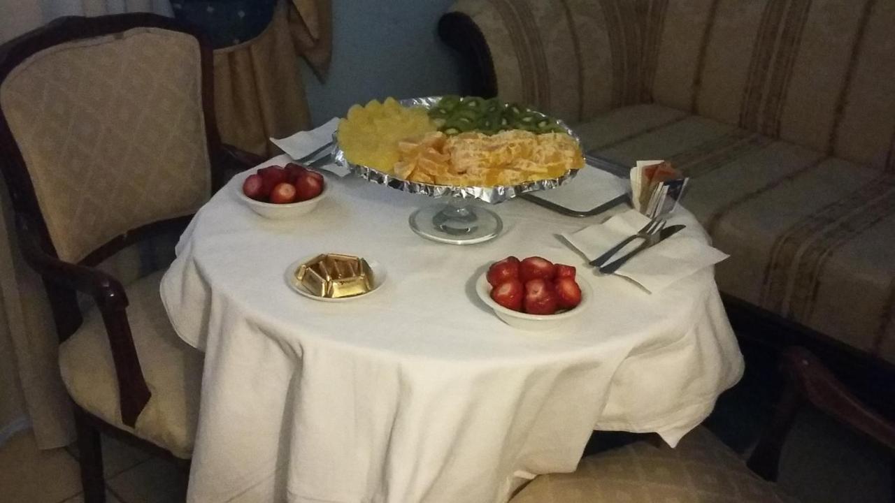 Hotel Malaga Авелино Екстериор снимка
